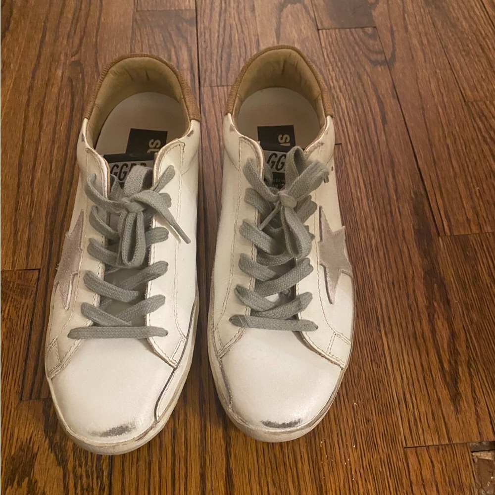 Never been worn Golden Gooses size 7